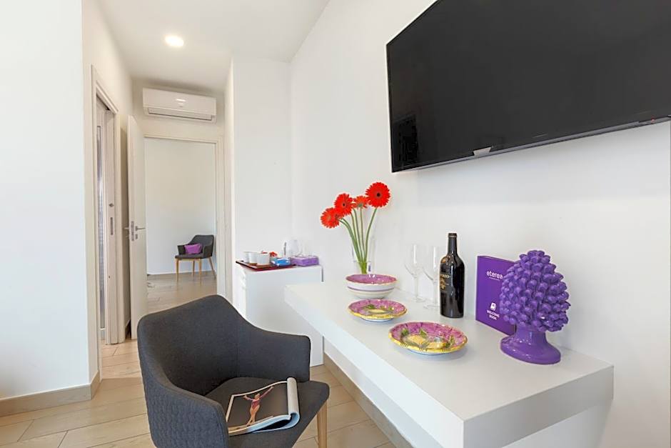 Eterea Charming Suites