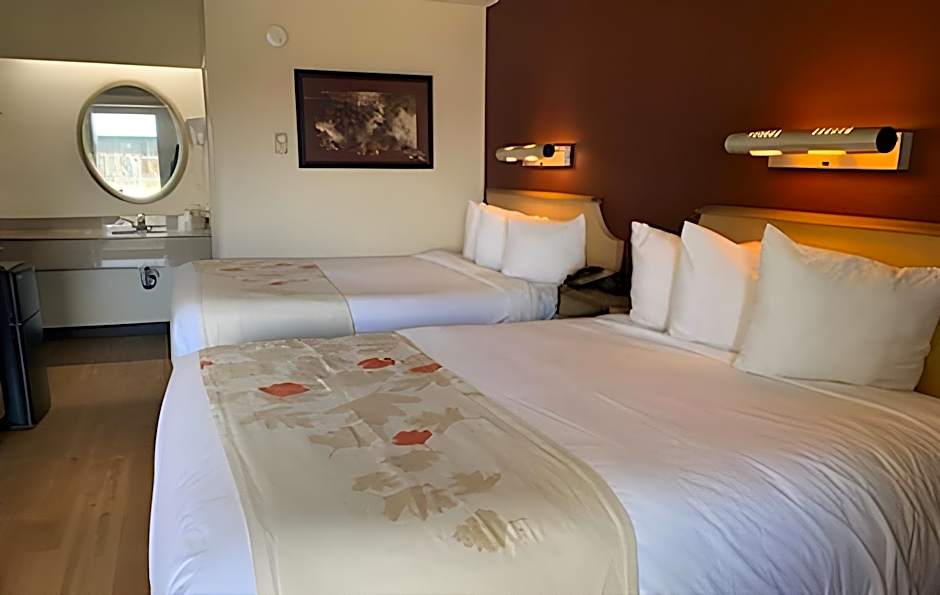 Red Oak Inn Southfield