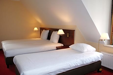 Comfort Triple Room with Bath