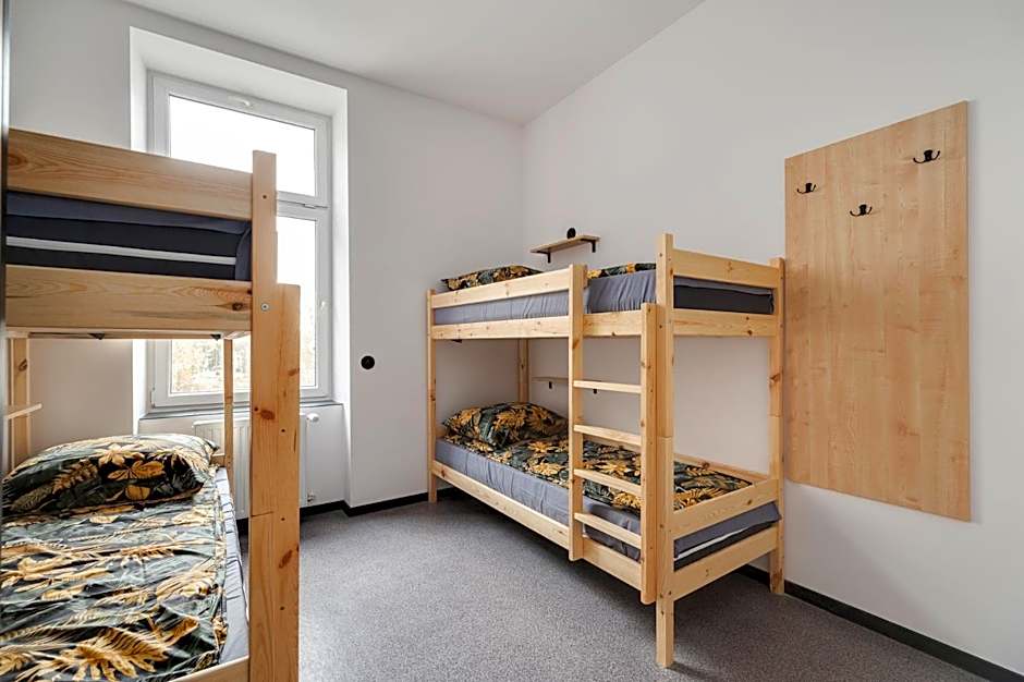 Najtańsze noclegi Piłsudskiego 93