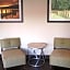 La Quinta Inn & Suites by Wyndham Sandusky