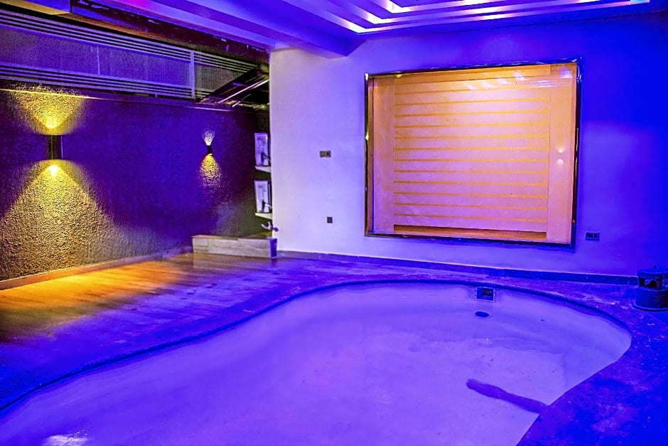 Joshesther Olive Hotel