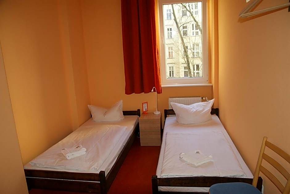 Happy go Lucky Hotel  Hostel