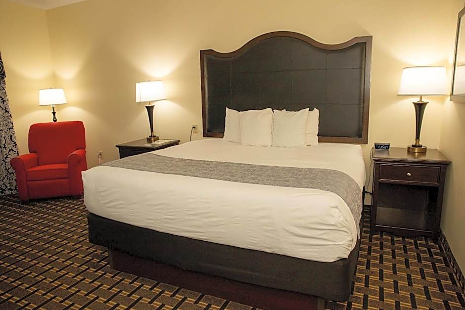 Evangeline Downs Hotel, Ascend Hotel Collection