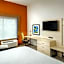 Holiday Inn Express and Suites Medford By IHG