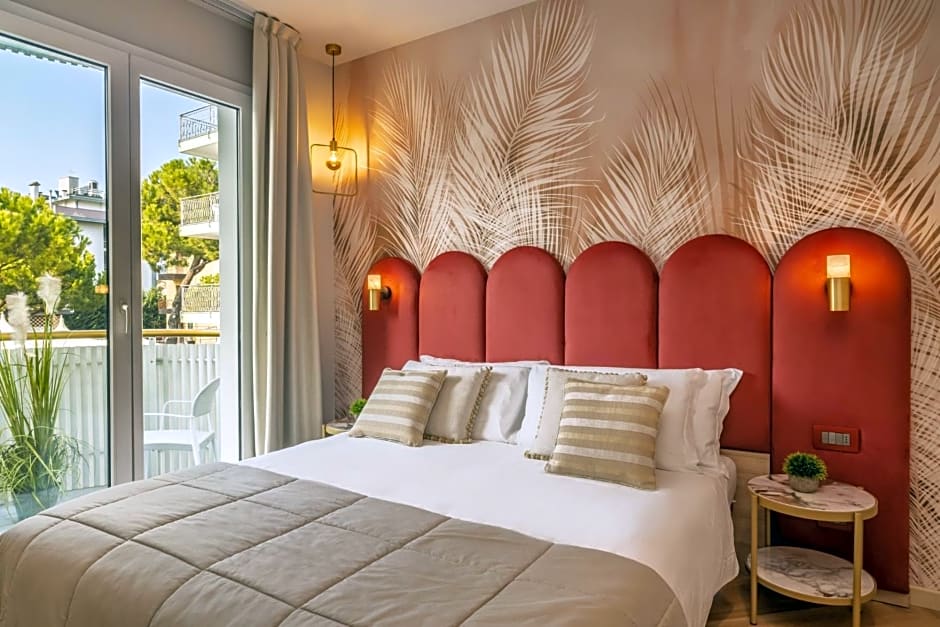 Salus Smart & Chic Hotel