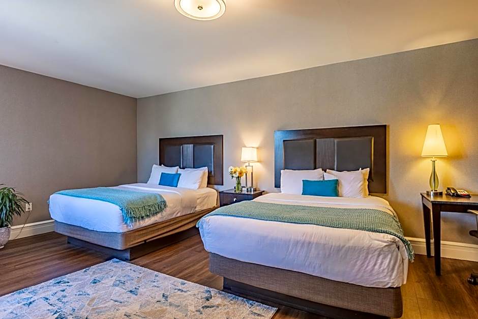 Photo 1 of 11 of Superior 2 Queen Beds