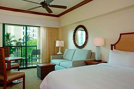 King Room with Sofa Bed and Balcony - Mountain View