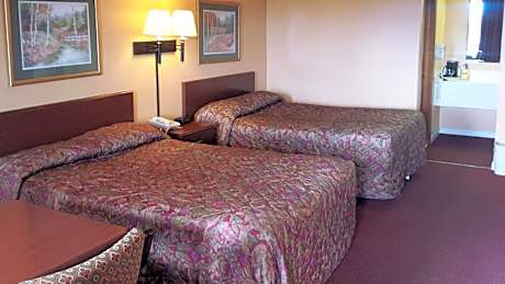 2 Double Beds Nonsmoking