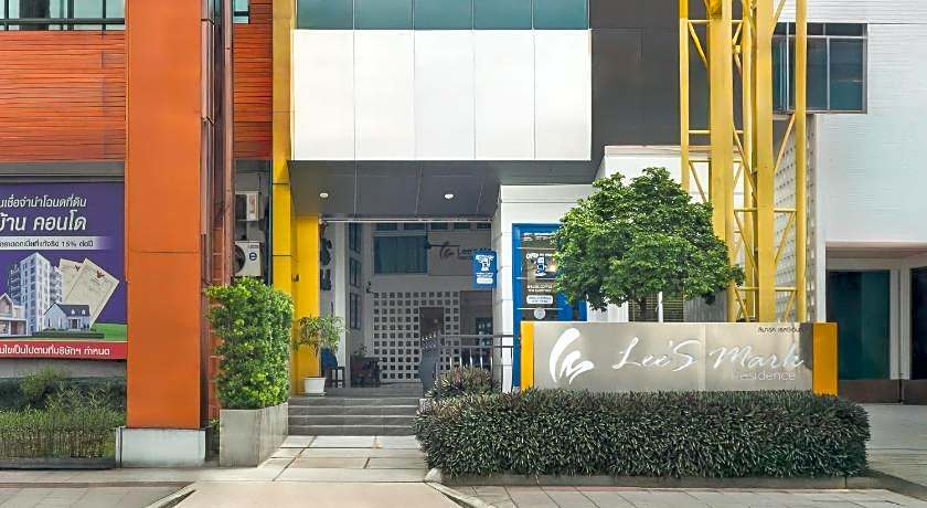 Lee's Mark Residence