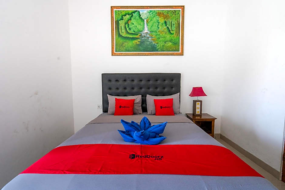 RedDoorz @ Uluwatu Suites