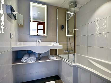 Standard Room with 1 double bed