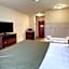 Cobblestone Inn & Suites - Cambridge