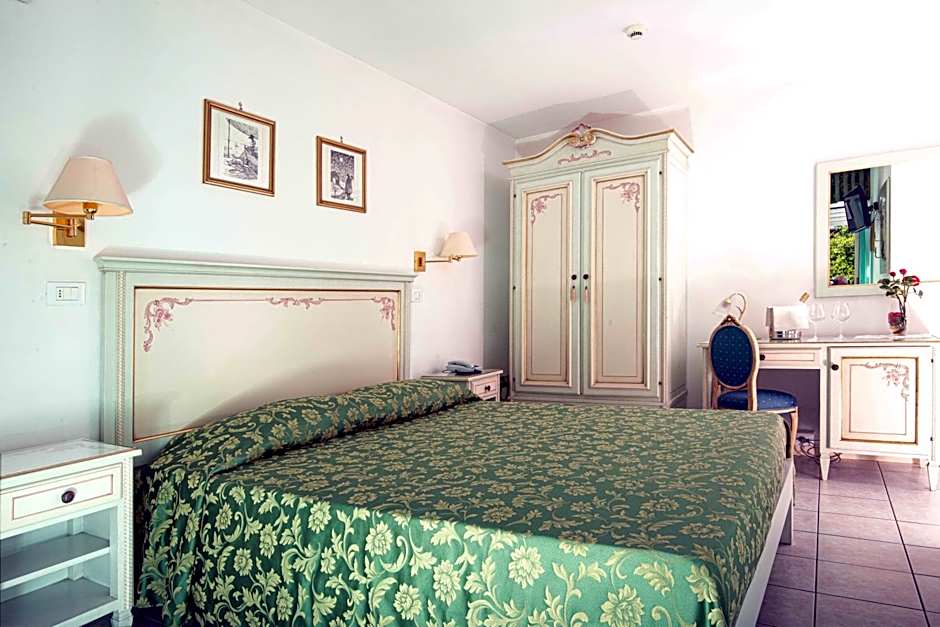 Hotel Oasi