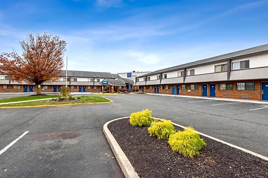 Motel 6 Piscataway
