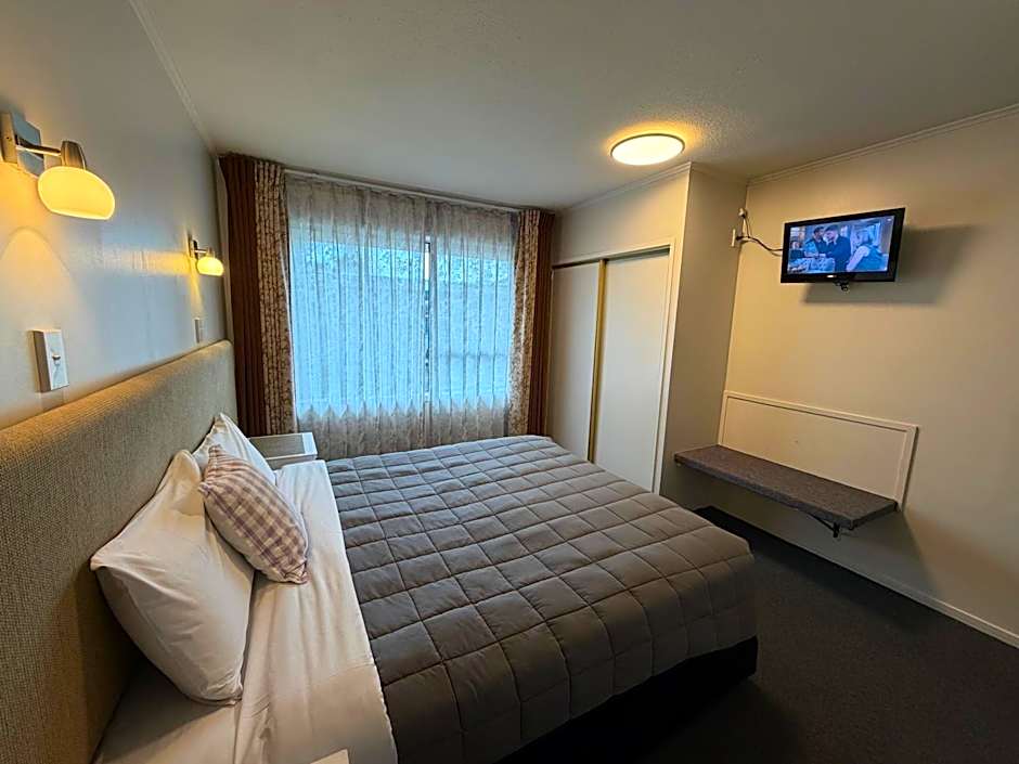 Aalton Motel
