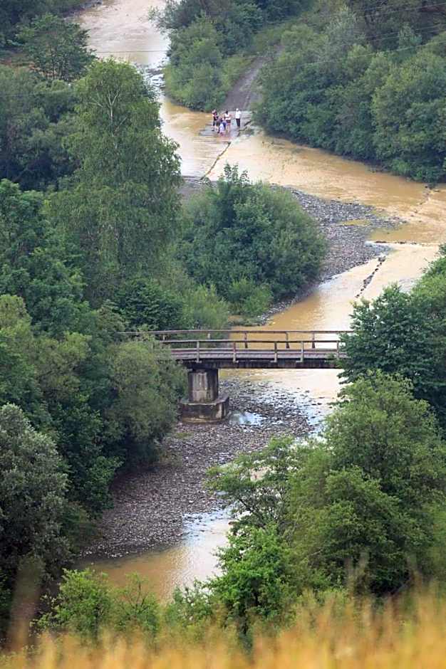 Domki w Smolniku z możliwością apiterapii
