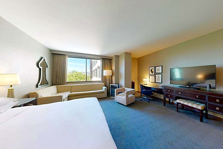 Sheraton Mckinney Hotel