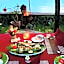 1000 Dream Bungalow & Restaurant