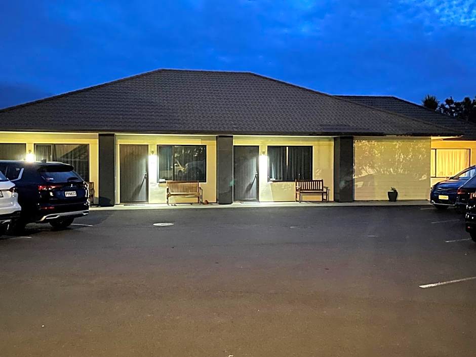 Kauri Court Motel and Apartments