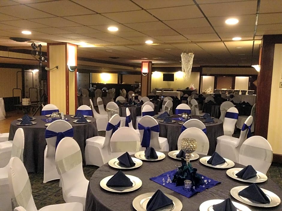 Days Inn by Wyndham Pittsburgh