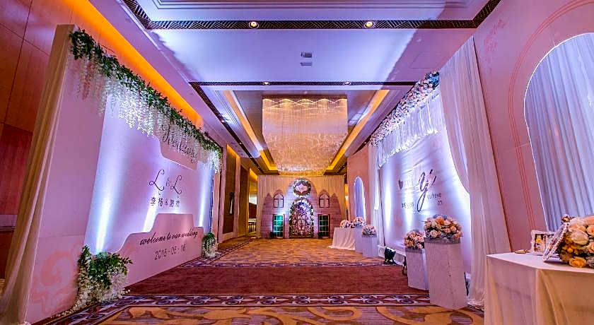 Crowne Plaza Yichang By IHG