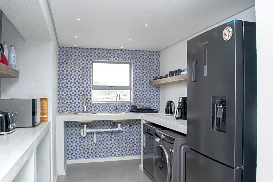 Diaz Ocean View Hotel