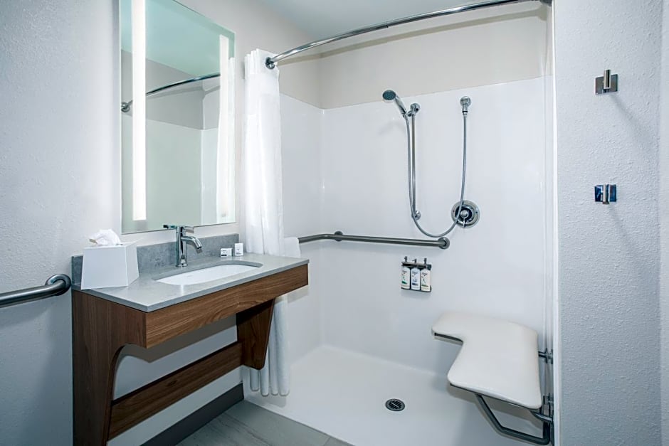 Candlewood Suites Sioux Falls, an IHG Hotel