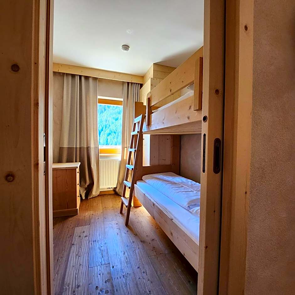 Family and Wellness Residence Ciasa Antersies