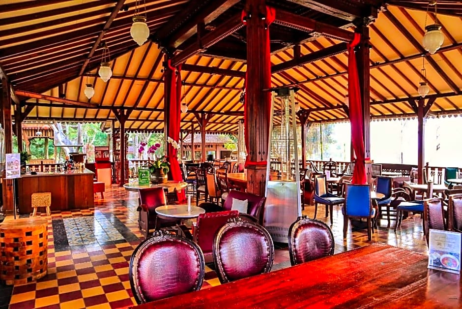 Mulberry Hill by The Lodge