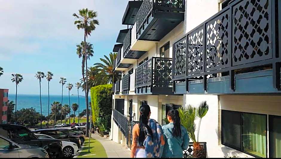 Cormorant Boutique Hotel