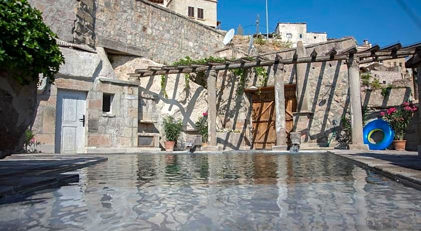 Les Maisons De Cappadoce