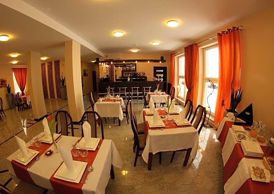 Hotel Kosmonauty Wrocław-Airport