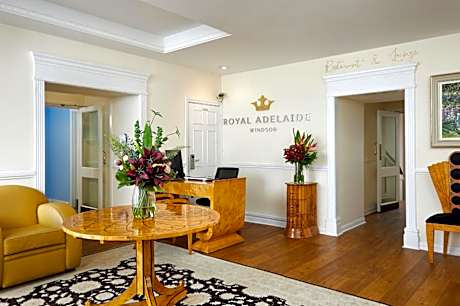 The Royal Adelaide Hotel