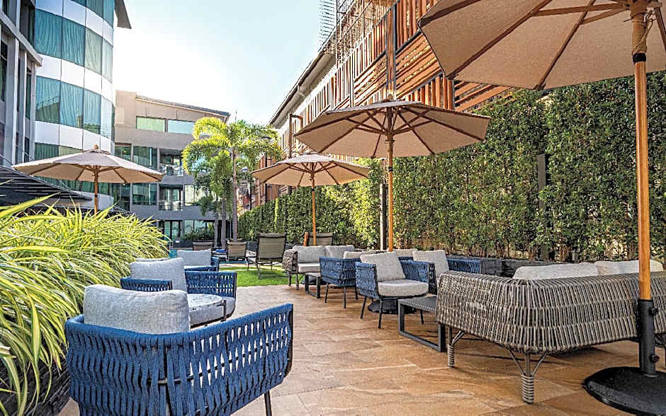 Solitaire Bangkok Sukhumvit 11