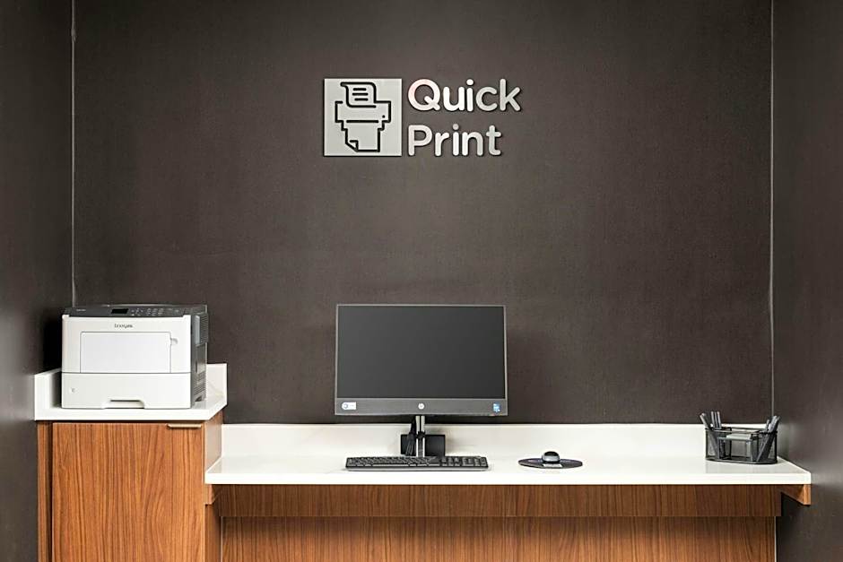 Courtyard by Marriott Brunswick