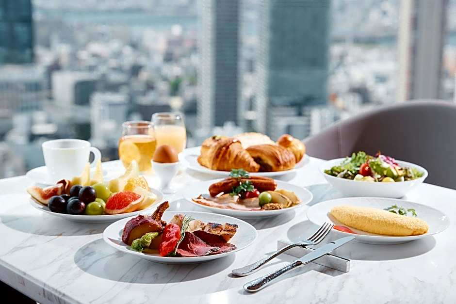 THE OSAKA STATION HOTEL, Autograph Collection
