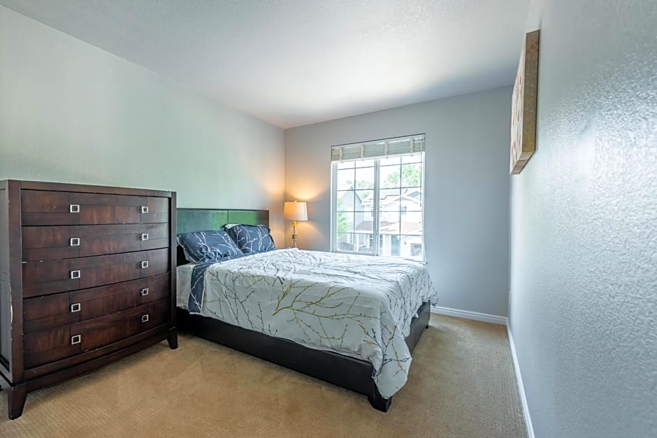 Spacious 4 bedroom 3.5 bathroom residential property