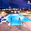 Holiday Inn Express & Suites Bakersfield Airport By IHG