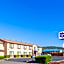 Econo Lodge Inn & Suites