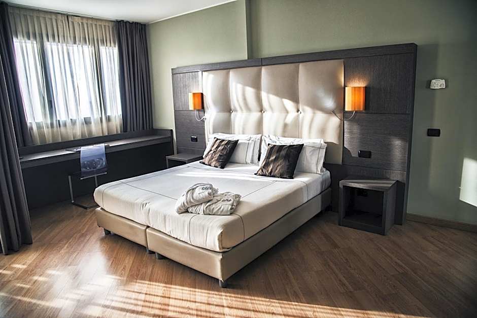 Acca Palace - AA Hotels