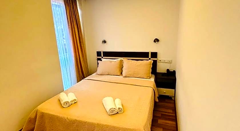 Argo Hotel