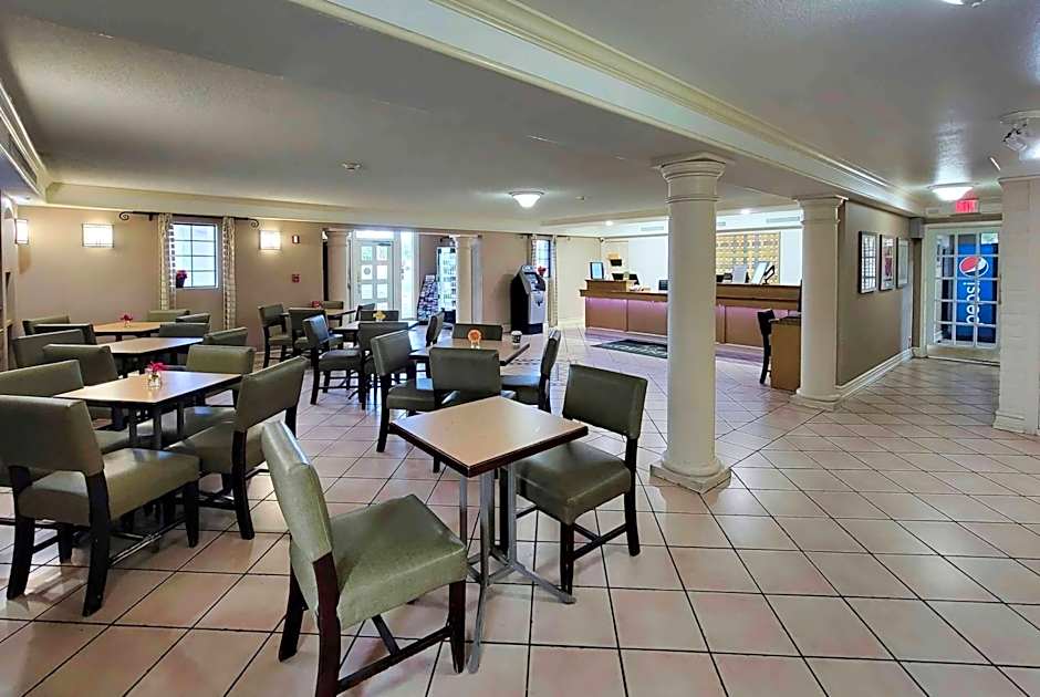 La Quinta Inn & Suites by Wyndham Amarillo West Medical Center