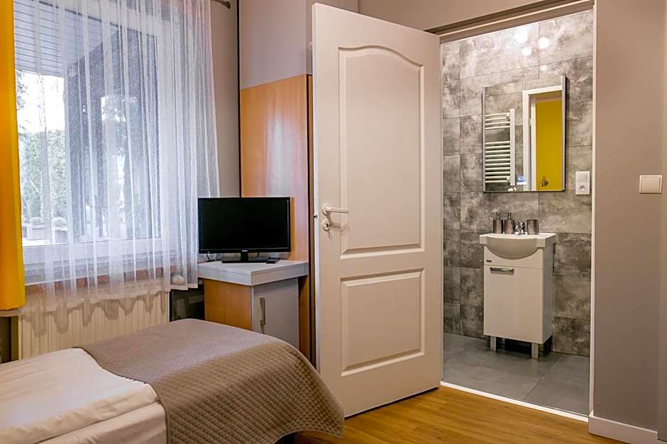 Eko Hotel Na Wierzynka & Park Pinokia