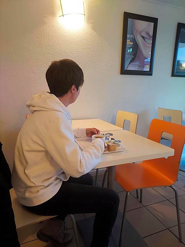 Première Classe Mâcon Sud