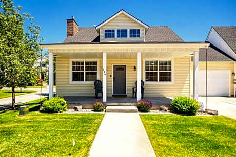 Rexburg Cottage - Brand New Neighborhood Downtown