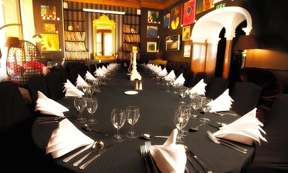 Carmelite Hotel; BW Signature Collection