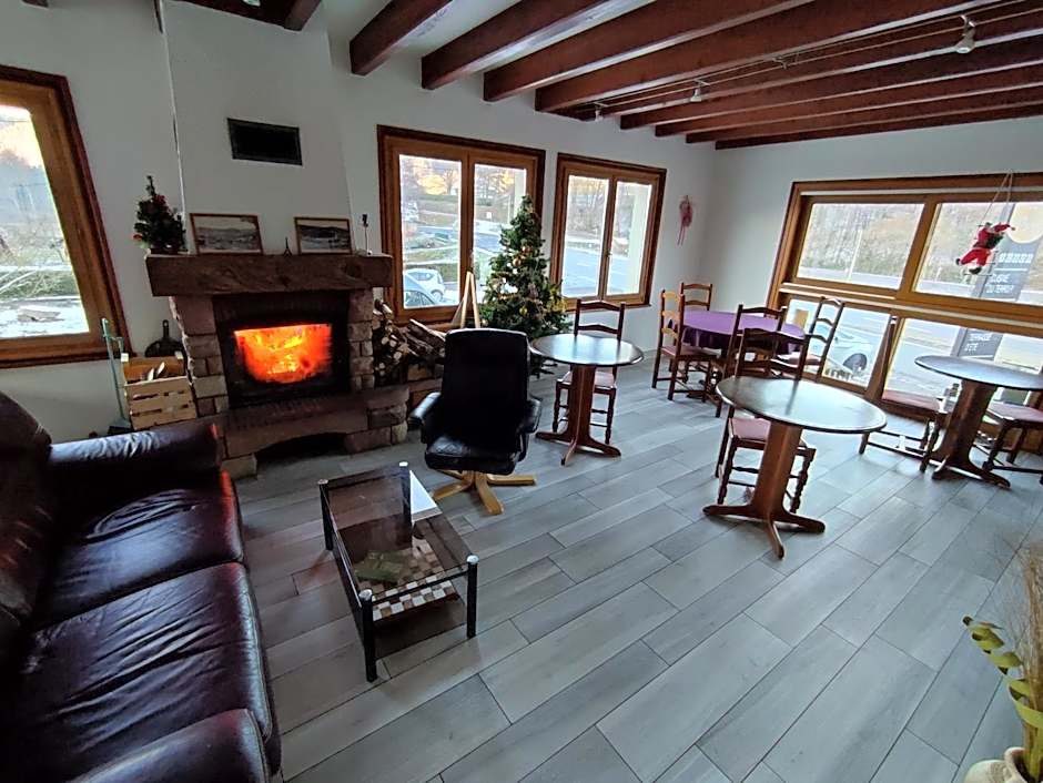 Logis Auberge de la Poirie