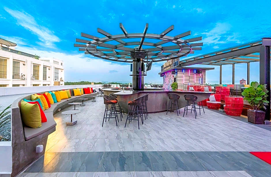 Ames Hotel
