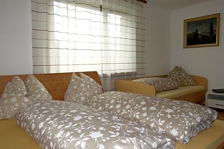 Double Room with Shared Toilet